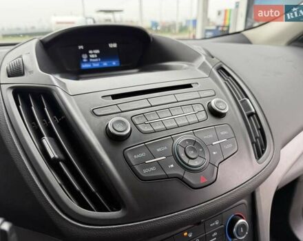 Серый Форд Эскейп, объемом двигателя 2.5 л и пробегом 148 тыс. км за 13500 $, фото 21 на Automoto.ua