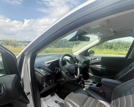 Серый Форд Эскейп, объемом двигателя 2 л и пробегом 45 тыс. км за 8500 $, фото 8 на Automoto.ua