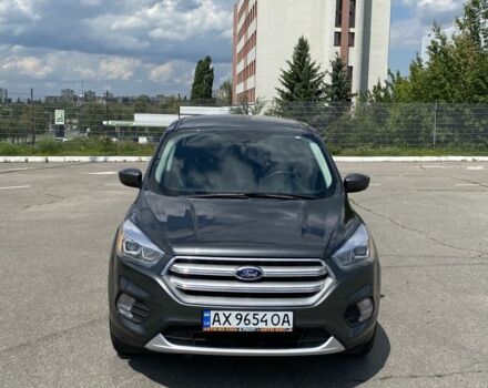 Серый Форд Эскейп, объемом двигателя 1.5 л и пробегом 40 тыс. км за 12000 $, фото 2 на Automoto.ua