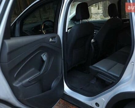 Серый Форд Эскейп, объемом двигателя 1.5 л и пробегом 152 тыс. км за 9800 $, фото 15 на Automoto.ua