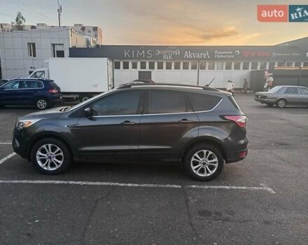 Серый Форд Эскейп, объемом двигателя 1.5 л и пробегом 139 тыс. км за 12600 $, фото 1 на Automoto.ua