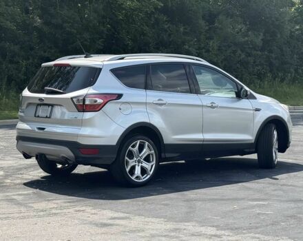 Серый Форд Эскейп, объемом двигателя 2 л и пробегом 45 тыс. км за 8500 $, фото 4 на Automoto.ua