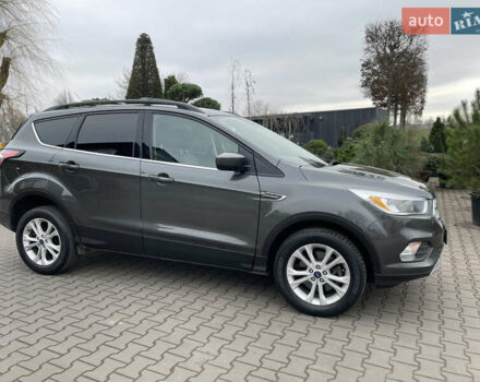 Сірий Форд Ескейп, об'ємом двигуна 1.5 л та пробігом 82 тис. км за 11999 $, фото 7 на Automoto.ua