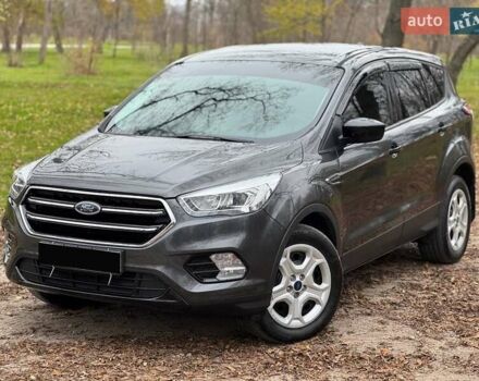 Сірий Форд Ескейп, об'ємом двигуна 2.5 л та пробігом 69 тис. км за 13900 $, фото 2 на Automoto.ua