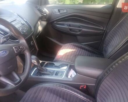 Форд Ескейп 2018 у Черкасах на Automoto.ua Сірий Форд Ескейп, об'ємом двигуна 2.5 л та пробігом 115 тис. км за 15000 $, фото 9 на Automoto.ua