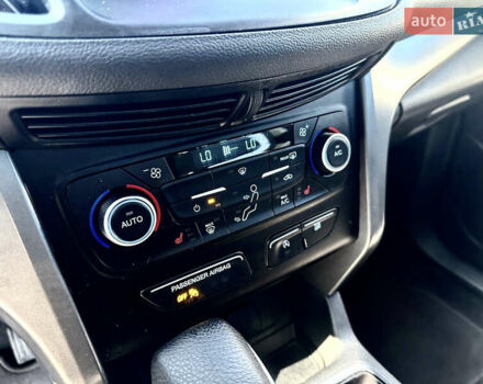 Серый Форд Эскейп, объемом двигателя 1.5 л и пробегом 143 тыс. км за 10999 $, фото 18 на Automoto.ua