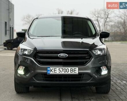 Серый Форд Эскейп, объемом двигателя 2.5 л и пробегом 148 тыс. км за 13500 $, фото 2 на Automoto.ua