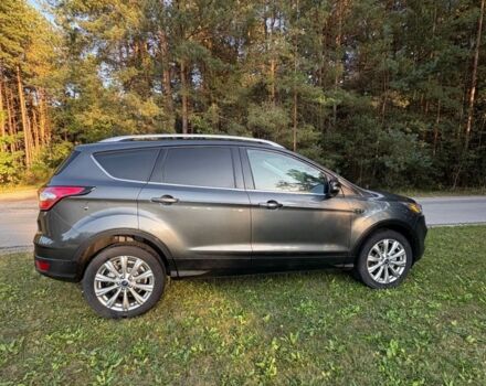 Серый Форд Эскейп, объемом двигателя 2 л и пробегом 99 тыс. км за 8000 $, фото 4 на Automoto.ua