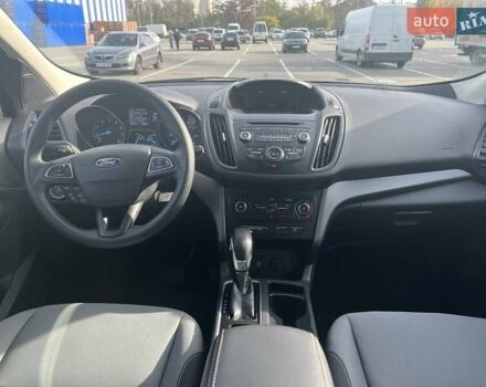Серый Форд Эскейп, объемом двигателя 2.5 л и пробегом 127 тыс. км за 13499 $, фото 7 на Automoto.ua
