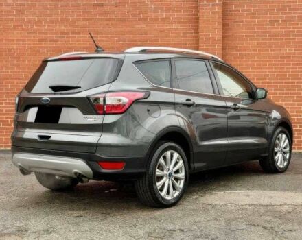 Сірий Форд Ескейп, об'ємом двигуна 2 л та пробігом 89 тис. км за 10000 $, фото 4 на Automoto.ua