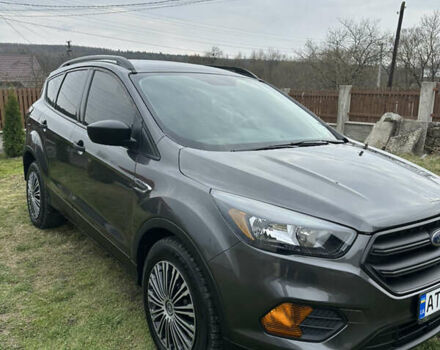 Сірий Форд Ескейп, об'ємом двигуна 2.49 л та пробігом 98 тис. км за 14500 $, фото 2 на Automoto.ua