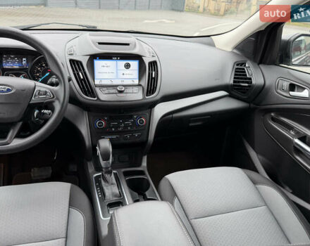 Серый Форд Эскейп, объемом двигателя 1.5 л и пробегом 177 тыс. км за 9900 $, фото 20 на Automoto.ua