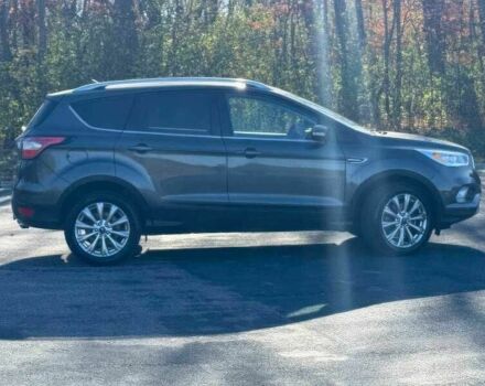 Серый Форд Эскейп, объемом двигателя 2 л и пробегом 89 тыс. км за 3500 $, фото 3 на Automoto.ua