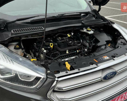 Серый Форд Эскейп, объемом двигателя 1.5 л и пробегом 166 тыс. км за 12477 $, фото 61 на Automoto.ua