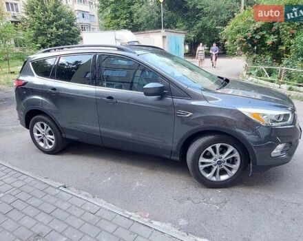 Форд Эскейп 2018 в Львове на Automoto.ua Серый Форд Эскейп, объемом двигателя 1.5 л и пробегом 179 тыс. км за 11400 $, фото 3 на Automoto.ua