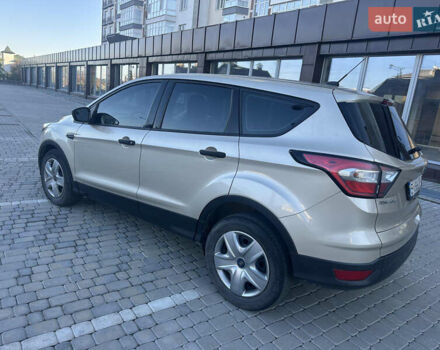 Серый Форд Эскейп, объемом двигателя 2.5 л и пробегом 99 тыс. км за 13500 $, фото 7 на Automoto.ua