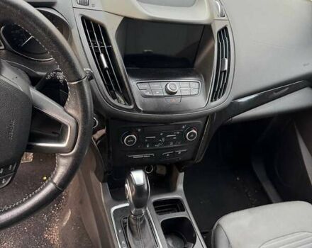 Серый Форд Эскейп, объемом двигателя 1.5 л и пробегом 266 тыс. км за 9500 $, фото 14 на Automoto.ua