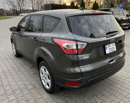 Серый Форд Эскейп, объемом двигателя 2.49 л и пробегом 200 тыс. км за 11200 $, фото 12 на Automoto.ua