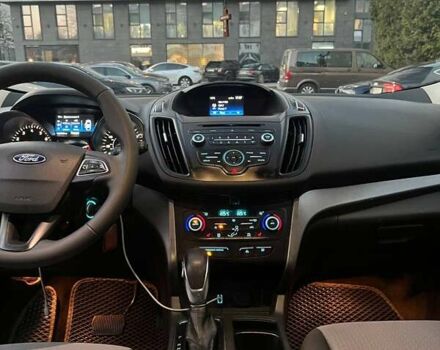 Серый Форд Эскейп, объемом двигателя 1.5 л и пробегом 190 тыс. км за 10700 $, фото 9 на Automoto.ua