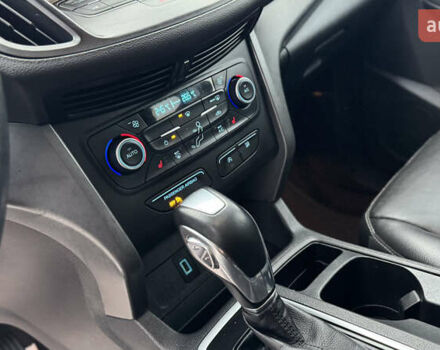 Серый Форд Эскейп, объемом двигателя 1.5 л и пробегом 166 тыс. км за 12477 $, фото 43 на Automoto.ua