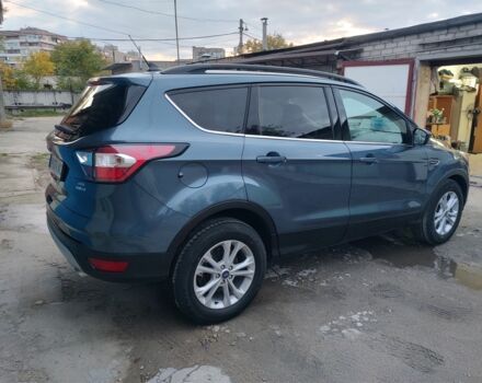 Серый Форд Эскейп, объемом двигателя 0 л и пробегом 188 тыс. км за 13000 $, фото 2 на Automoto.ua