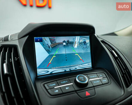 Серый Форд Эскейп, объемом двигателя 1.5 л и пробегом 106 тыс. км за 15261 $, фото 14 на Automoto.ua