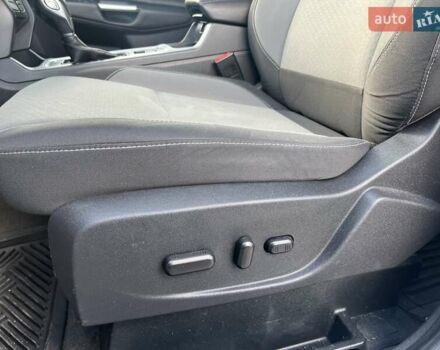 Серый Форд Эскейп, объемом двигателя 2 л и пробегом 231 тыс. км за 12100 $, фото 17 на Automoto.ua