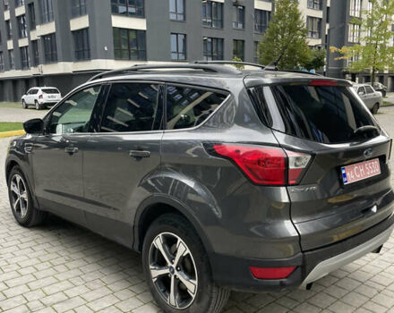 Сірий Форд Ескейп, об'ємом двигуна 1.5 л та пробігом 107 тис. км за 12500 $, фото 4 на Automoto.ua