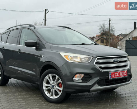 Серый Форд Эскейп, объемом двигателя 1.5 л и пробегом 177 тыс. км за 9900 $, фото 4 на Automoto.ua