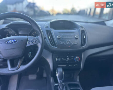Серый Форд Эскейп, объемом двигателя 2.5 л и пробегом 99 тыс. км за 13500 $, фото 15 на Automoto.ua