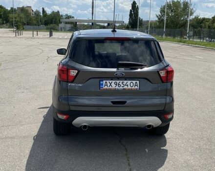 Серый Форд Эскейп, объемом двигателя 1.5 л и пробегом 40 тыс. км за 12000 $, фото 4 на Automoto.ua