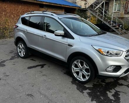 Серый Форд Эскейп, объемом двигателя 2 л и пробегом 81 тыс. км за 17300 $, фото 1 на Automoto.ua
