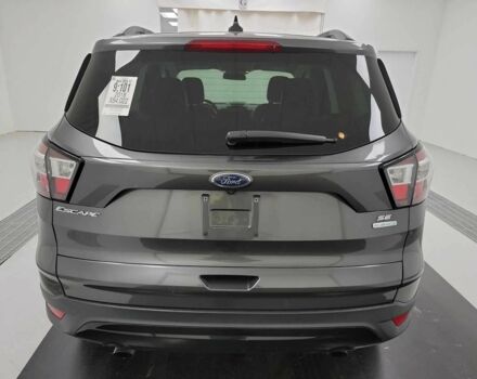 Серый Форд Эскейп, объемом двигателя 1.5 л и пробегом 135 тыс. км за 12300 $, фото 4 на Automoto.ua