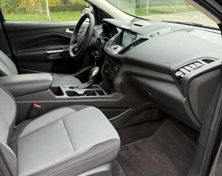 Серый Форд Эскейп, объемом двигателя 1.5 л и пробегом 159 тыс. км за 12500 $, фото 10 на Automoto.ua