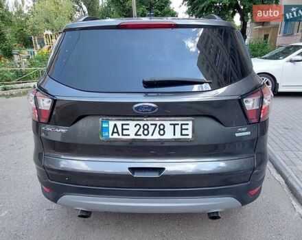 Форд Эскейп 2018 в Львове на Automoto.ua Серый Форд Эскейп, объемом двигателя 1.5 л и пробегом 179 тыс. км за 11400 $, фото 2 на Automoto.ua