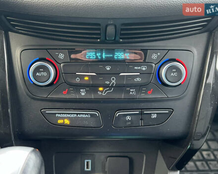 Сірий Форд Ескейп, об'ємом двигуна 1.5 л та пробігом 150 тис. км за 13900 $, фото 11 на Automoto.ua