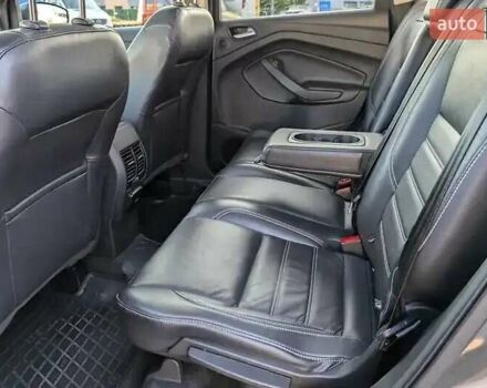 Сірий Форд Ескейп, об'ємом двигуна 2 л та пробігом 154 тис. км за 13500 $, фото 6 на Automoto.ua