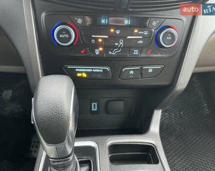 Серый Форд Эскейп, объемом двигателя 1.5 л и пробегом 121 тыс. км за 11900 $, фото 7 на Automoto.ua