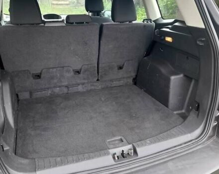 Серый Форд Эскейп, объемом двигателя 2.5 л и пробегом 229 тыс. км за 13300 $, фото 23 на Automoto.ua