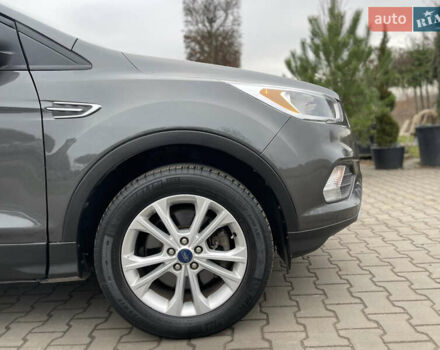 Сірий Форд Ескейп, об'ємом двигуна 1.5 л та пробігом 82 тис. км за 11999 $, фото 25 на Automoto.ua