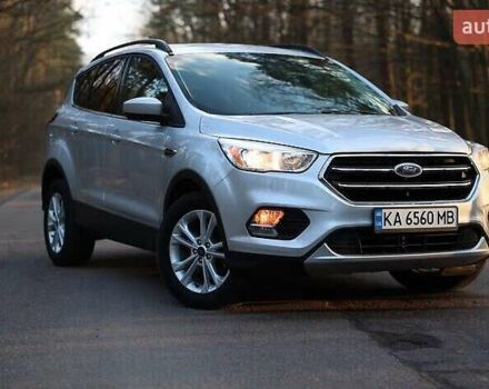 Серый Форд Эскейп, объемом двигателя 1.5 л и пробегом 152 тыс. км за 9800 $, фото 1 на Automoto.ua