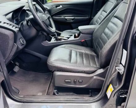 Сірий Форд Ескейп, об'ємом двигуна 2 л та пробігом 37 тис. км за 3400 $, фото 7 на Automoto.ua