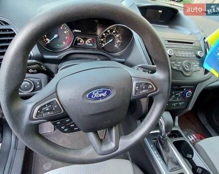 Форд Эскейп 2018 в Львове на Automoto.ua Серый Форд Эскейп, объемом двигателя 1.5 л и пробегом 179 тыс. км за 11400 $, фото 6 на Automoto.ua