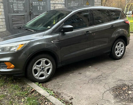 Серый Форд Эскейп, объемом двигателя 2.49 л и пробегом 200 тыс. км за 11200 $, фото 1 на Automoto.ua