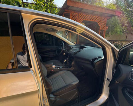 Серый Форд Эскейп, объемом двигателя 2.49 л и пробегом 79 тыс. км за 13500 $, фото 6 на Automoto.ua