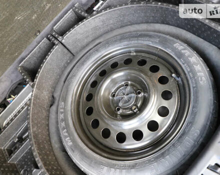 Серый Форд Эскейп, объемом двигателя 2 л и пробегом 70 тыс. км за 15900 $, фото 57 на Automoto.ua