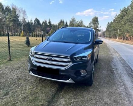 Серый Форд Эскейп, объемом двигателя 0 л и пробегом 82 тыс. км за 9600 $, фото 1 на Automoto.ua