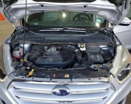 Сірий Форд Ескейп, об'ємом двигуна 2 л та пробігом 68 тис. км за 1800 $, фото 11 на Automoto.ua