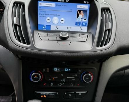 Сірий Форд Ескейп, об'ємом двигуна 1.5 л та пробігом 159 тис. км за 11500 $, фото 2 на Automoto.ua