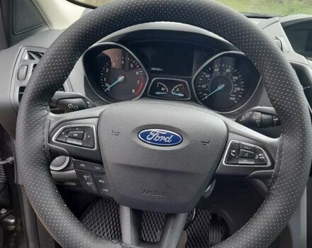 Серый Форд Эскейп, объемом двигателя 2.5 л и пробегом 229 тыс. км за 13300 $, фото 18 на Automoto.ua